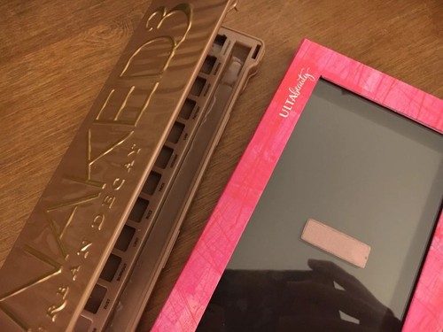 Pink Z PALETTE Large Magnetic Makeup Case + Urban Decay Buzz From Naked3 NEW - Picture 6 of 7