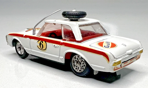 Mercury 1/43rd Scale No. 36 Mercedes Benz 230 SL Safari - Picture 2 of 9