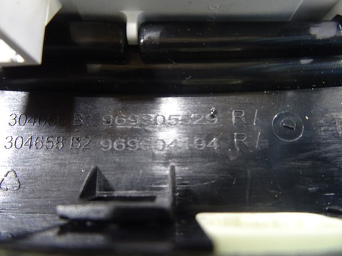 2020 RENAULT CLIO ICONIC XJA TCE MK5 5DRS HATCH INTERIOR ROOF LIGHT *2737 - Picture 6 of 6