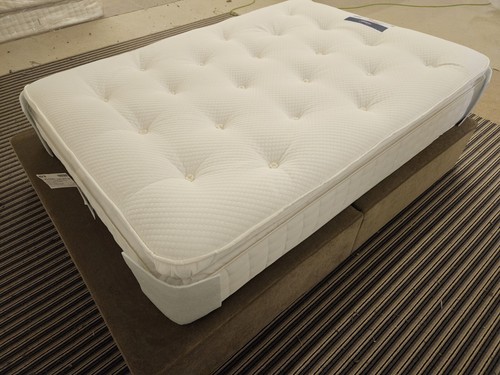 Silentnight Geltex 2800 Pocket Pillowtop Mattress, 4ft6 Double (BB29) - Picture 5 of 11