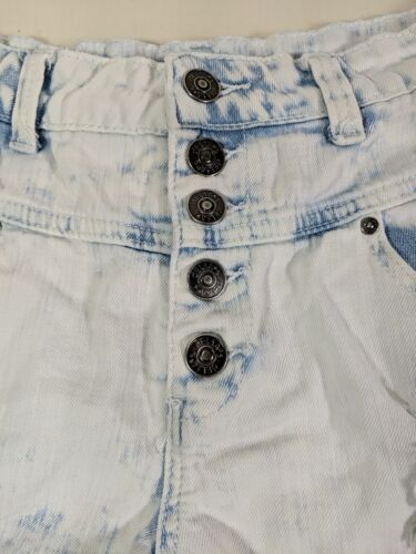 DELIA*S SKYLAR Wmn's/Jr's Acid Wash Button Fly Distressed Jean Short-Shorts sz 0 - Picture 4 of 12