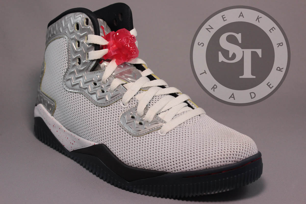 AIR JORDAN SPIKE FORTY PE 807541-101 WHITE FIRE RED BLACK SIZE: 10.5 AIR JORDAN SPIKE FORTY PE 807541-101 WHITE FIRE RED BLACK SIZE: 10.5