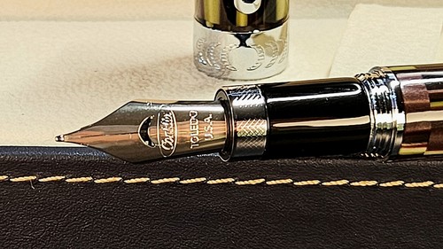 Pluma Estilográfica Mosaico Estilógrafo VERDE/NAUVE Plata APPT. Plumín mediano - NUEVO EN CAJA - Imagen 4 de 10