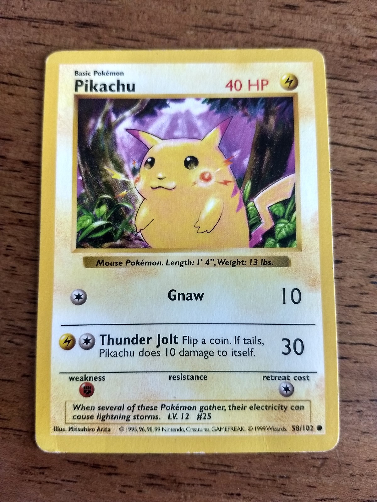 Shadowless Pikachu Red Cheeks Pokemon Card 58 102 Base Set -NEAR MINT Shadowless Pikachu Red Cheeks Pokemon Card 58 102 Base Set -NEAR MINT