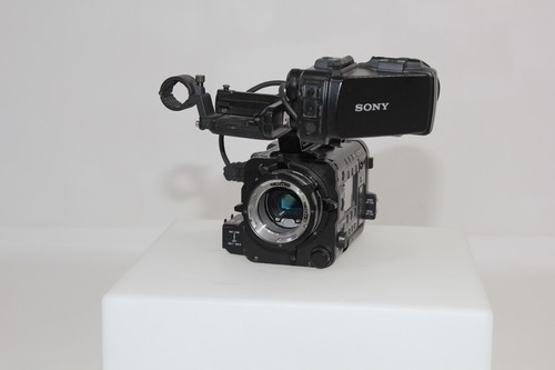Sony PMW-F5 - Picture 5 of 6