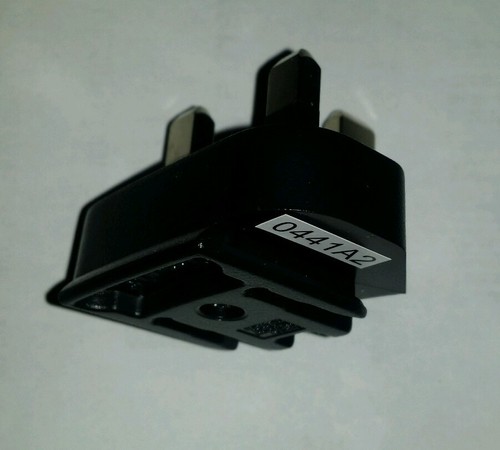 NEW OEM Blackberry UK and Continental Europe adapter clip plug prong - Picture 2 of 3