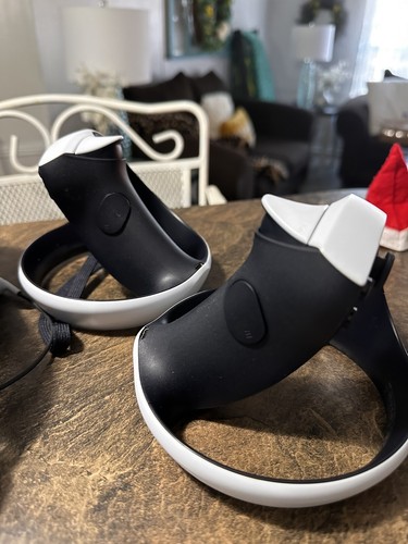 Gebrauchtes Sony PlayStation VR2 Headset mit Sense Controllern für PS5 - Bild 6 von 6