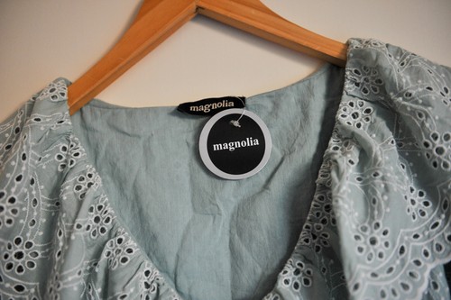 Schönes Kleid von Magnolia - mädchenhaft/süß. Nagelneu - Größe 10 - Bild 2 von 5