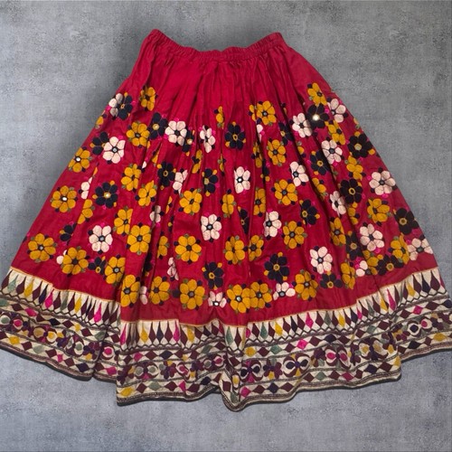 Burlingtons Taj Mahal 1950er 100 % Seide Blumen aufwendiger Kreis Rock Bombay Indien