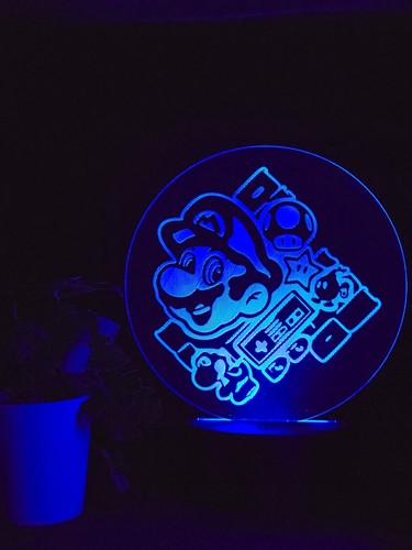 Mario Night Light 8 Colours LED Lamp USB Custom Gift - Picture 3 of 5