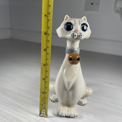 Vintage Ceramic Cat Made In Spain Siamese Majestic Cat Lover Ornament 7” Tall - Picture 8 of 8
