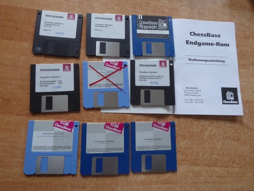 Uraltversion Chessbase 4.0 DOS Datenbank auf Diskette mit Endspieldatenbank