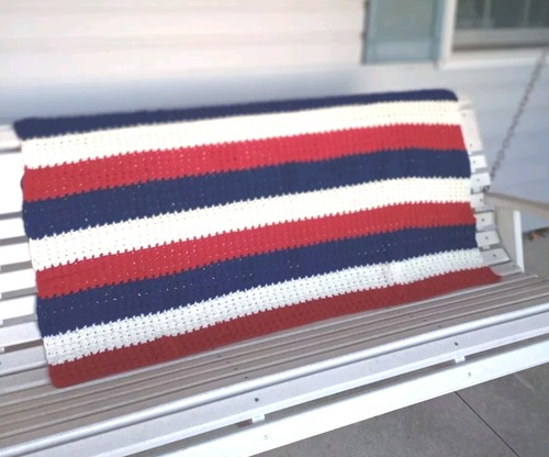 Vtg Crochet Throw Red White Blue USA ๐บ๐ฒ Patriotic 50x36 Lap Blanket Afghan - Picture 4 of 13