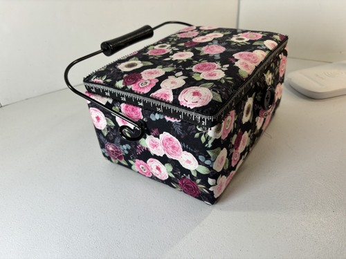Sewing Basket Handle Tray Button Snap Close Padded Fabric Outer w/accessories. - Picture 7 of 16