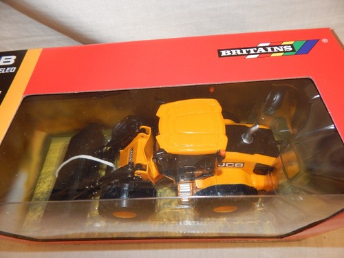 BRITAINS JCB 419S FRONT LOADER 43223 BNIB 1:32 - Picture 3 of 4