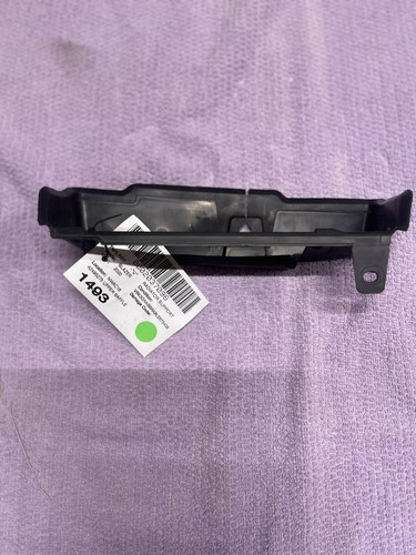 2020 - 2024 CHEVROLET BLAZER 2.0L RADIATOR UPPER AIR BAFFLE SUPPORT OEM - Foto 2 di 5