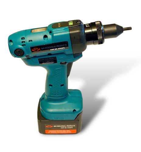 AVK Portable Battery Powered Blind Rivet Nut / Blind Rivet Stud Tool AVK4878 - Picture 2 of 13