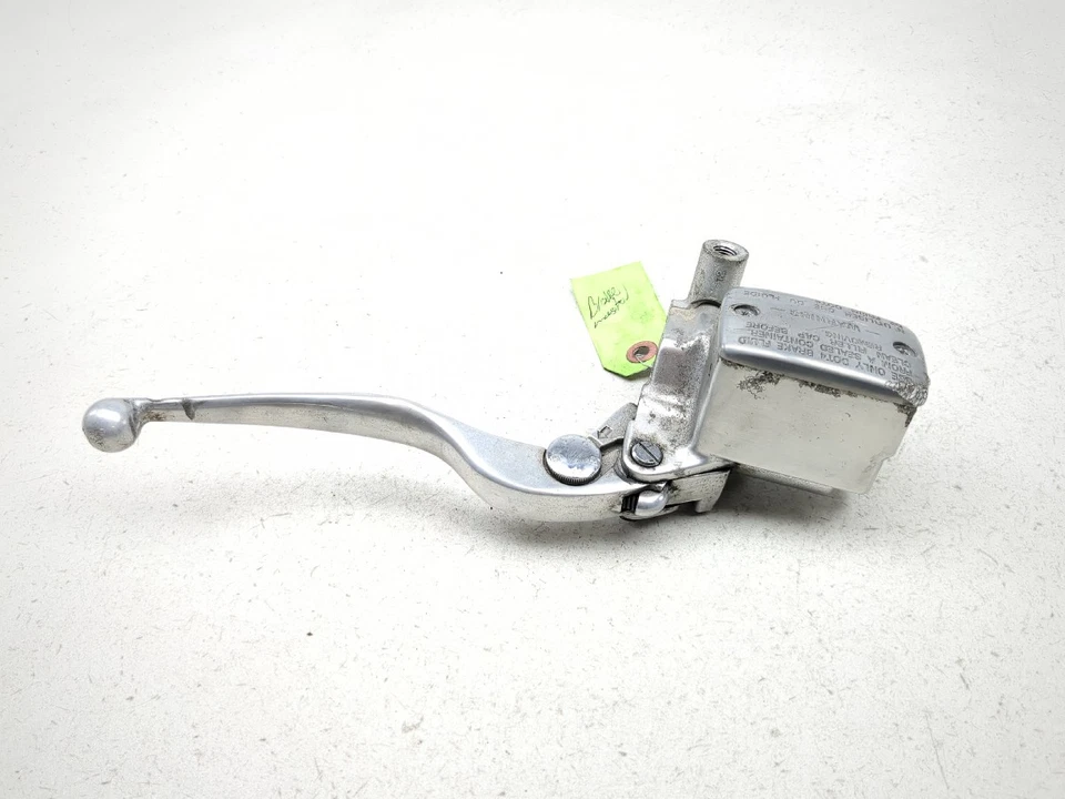 Главный цилиндр правого переднего тормоза 05–08 Kawasaki VN1600 Vulcan Nomad - Изображение 3 из 4