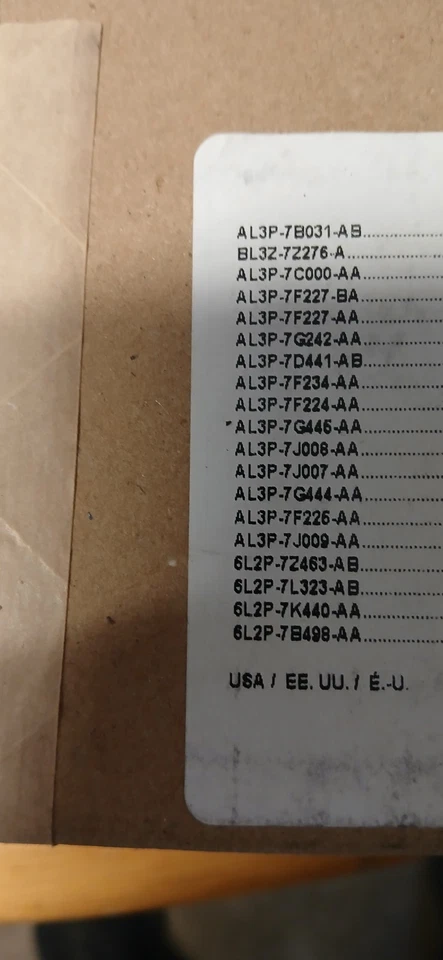 BL3Z-7153-B FORD OEM TRANSMISSION SEAL KIT - Image 2 of 4