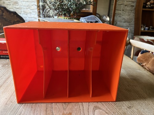 Vintage German 1970s  Orange  Vinyl Singles  Rack  Record Storage - Imagen 1 de 6