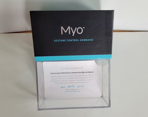 MYO Gesture Control Armband ThalmicLabs - Picture 2 of 9