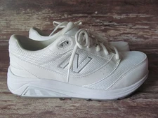 NEW BALANCE 928V3 Womens 9.5D (Wide) White Walking Sneaker Gym Shoe WW928WS3 EUC