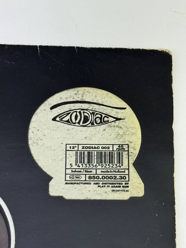 Outerzone – (Welcome To The) Outerzone Vinyl Record - Picture 3 of 7