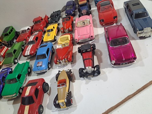 Various Mid size Die Cast Lot 1/32 1/24 (Signature Miasto Promo Muscle Cars) - Picture 13 of 15