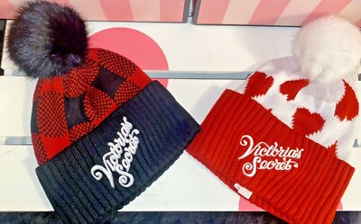 VICTORIA\'S SECRET
Jacquard Pom Pom Beanie & Scarf Victoria main image 2