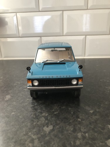 Range Rover 1970Colour BlueScale 1/18Manufacturer Almost Real - Picture 3 of 10