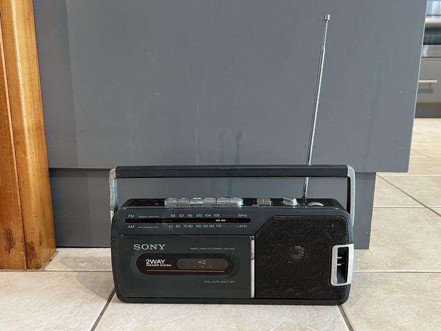 Vintage Sony CFM-140 AM/FM Radio Cassette-Corder Player Vintage Sony CFM-140 AM/FM Radio Cassette-Corder Player