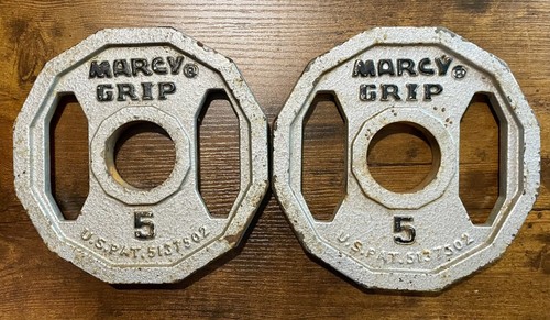 Par de placas de peso de hierro Marcy Grip 5# EE. UU. - Imagen 1 de 2
