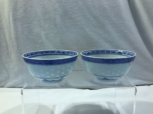 Blue white porcelain China rice bowl set, set of 2 small bowls, floral design - Picture 2 of 12