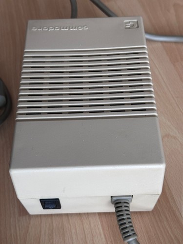 Bloc Alimentation 4,5 Amper pour / Amiga 500/500 A600 & A1200, Travail #14 25 - Photo 6/8