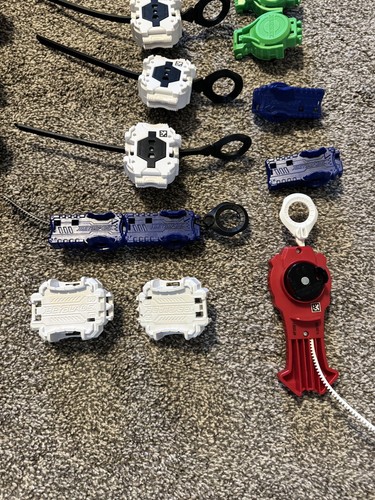 Beyblade lot of Burst Metal Beyblades String Launchers Stadium TAKARA TOMY Mixed - Picture 12 of 13