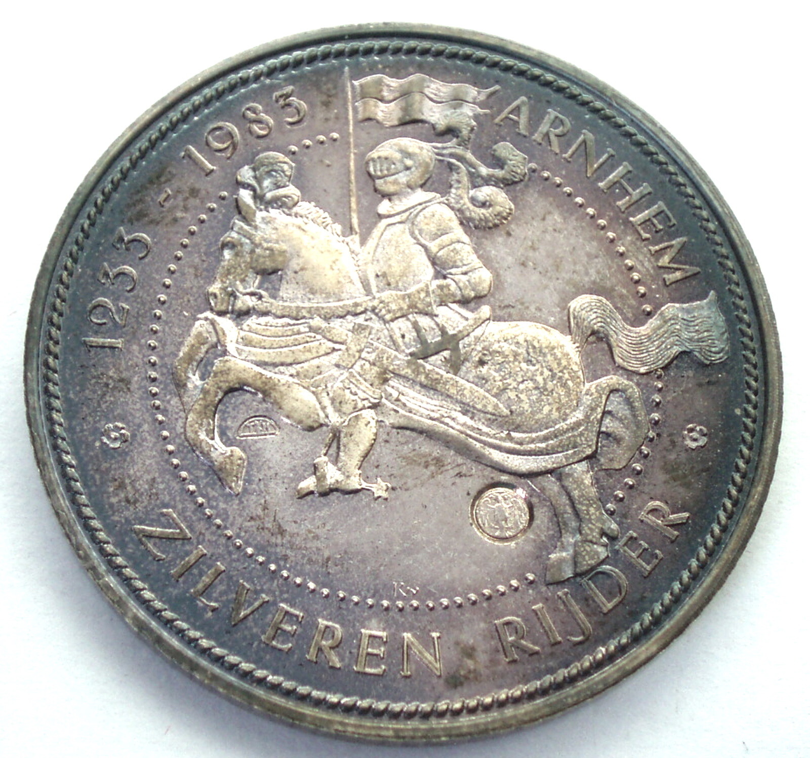 Picture 1 of 5