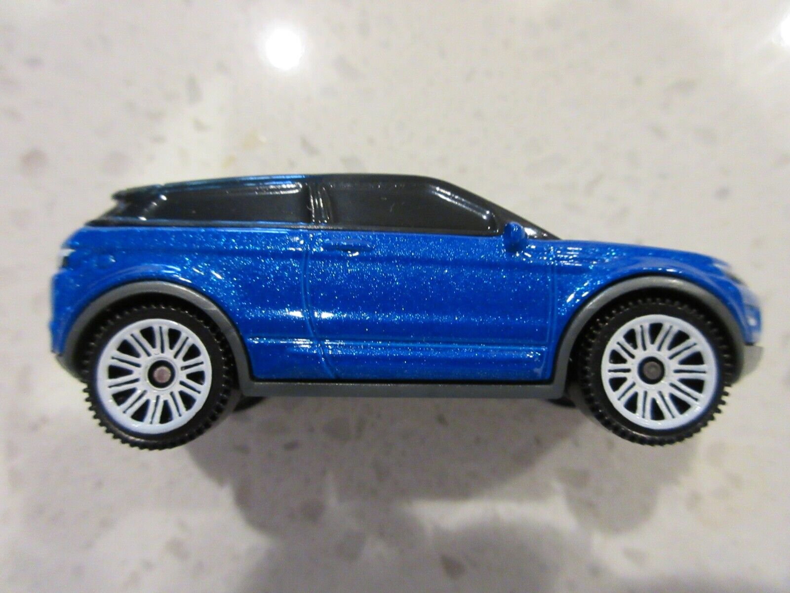Picture 4 of 6