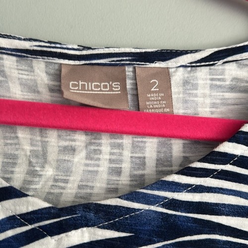 Chico’s Travelers Abstract Stripe Top SZ 2 (L) Wrinkle-Resistant Stretch Blouse - Picture 2 of 5