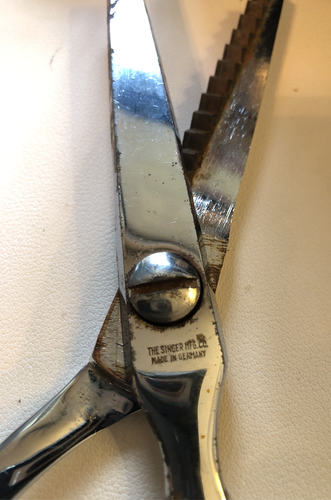 Vintage Singer Pinking Shears Scissors 7" Made in West Germany Good Condition - Picture 4 of 5