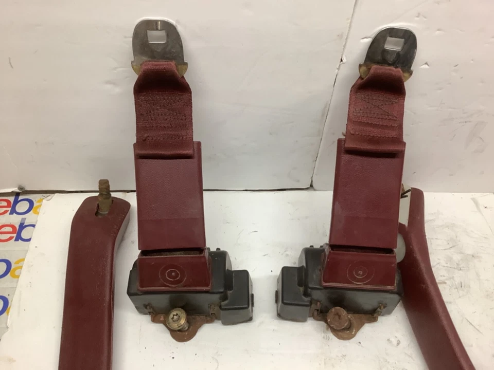 1987 CADILLAC Deville SEDAN 4 DOOR Seat Belt ASSEMBLIES BURGANDY OEM 87’ only - Image 3 of 4