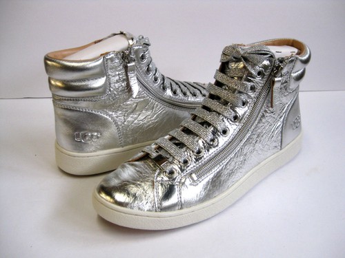 ugg olive leather sneaker