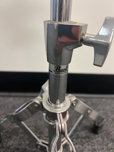 Yamaha Standing Concert Snare Drum Stand SS-745A (24-36 pollici) (6,6 libbre) - Foto 2 di 4