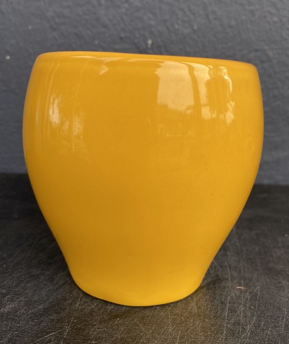 Werbung übergroßer Becher in Tulpenform Narzisse gelb farbig Wildbiene Logo - Bild 2 von 5
