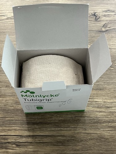 Molnlycke 1434 Tubigrip Size E 3.5" x 10M Natural Elastic Tubular Support Banage - Bild 3 von 3