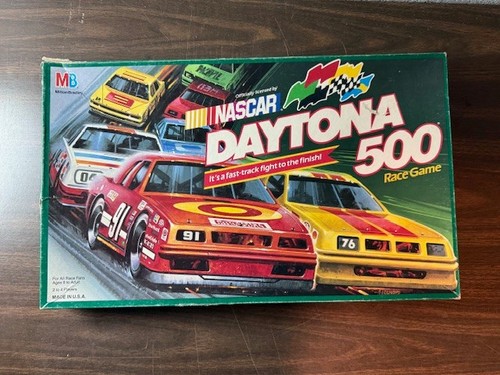 Vintage 1990 NASCAR Daytona 500 Race Game Milton Bradley