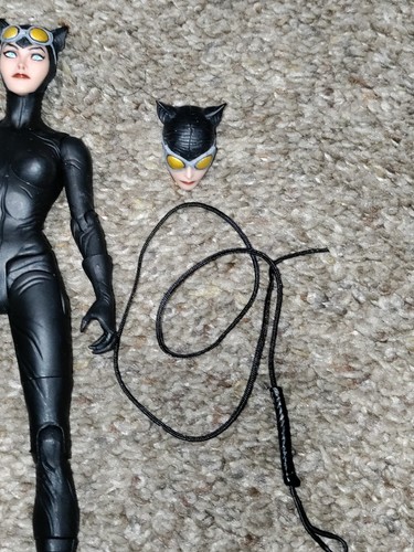 DC Comics Designer Series Catwoman By Jae Lee Action Figure DC Direct - Picture 2 of 6