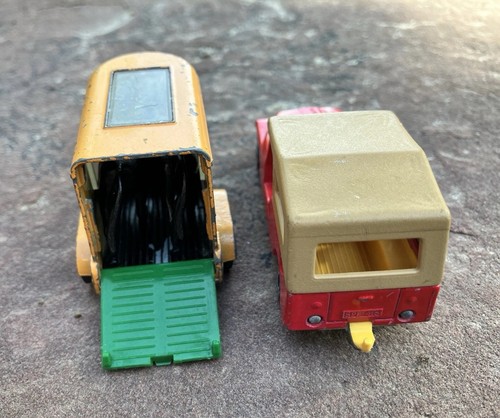 Lesney Matchbox Superfast No. 53 CJ8 Jeep w/ Pony Trailer + 2 Black Horses - UK - Picture 8 of 8