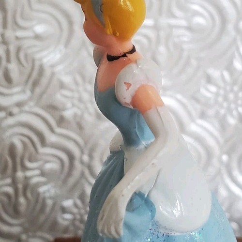 Disney Cinderella PVC Figurine. 2.75" - Picture 5 of 10