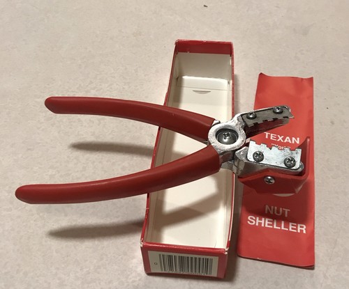 The York Texan Model Nut Sheller Nutcracker Metal Vintage San Antonio - Picture 5 of 9