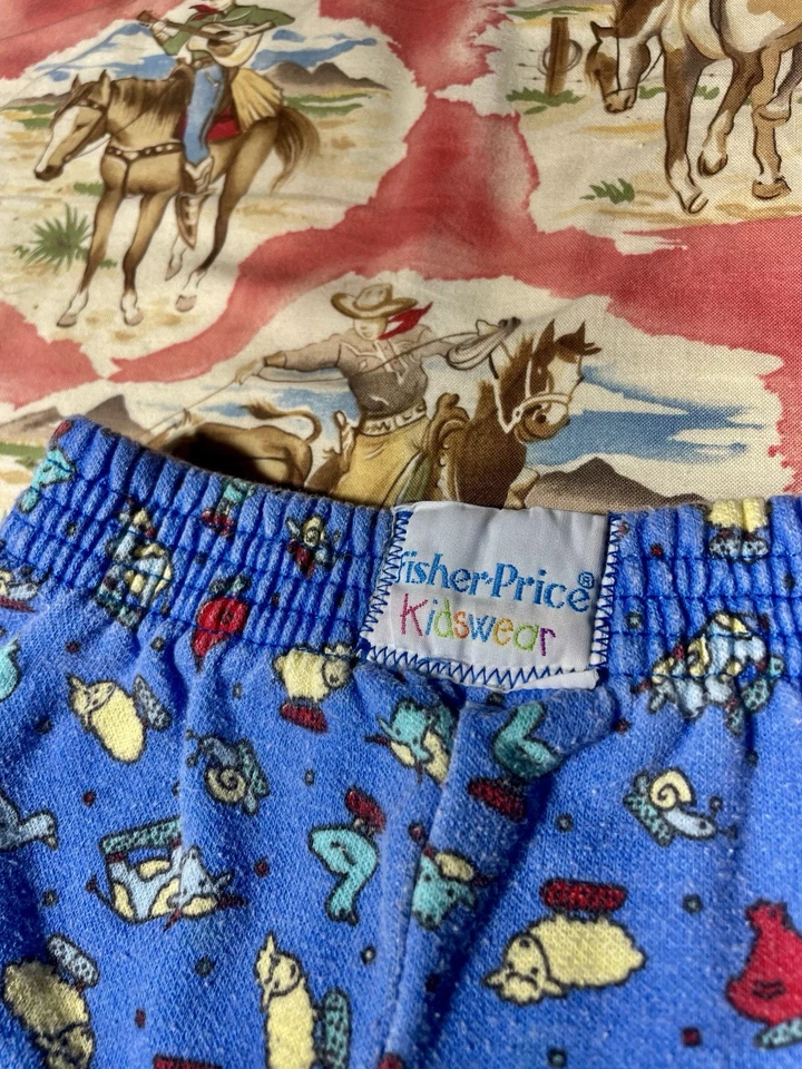 Pantalones deportivos vintage de los 90 para niños Fisher Price con temática de granja talla 4T Foto 2 de 4